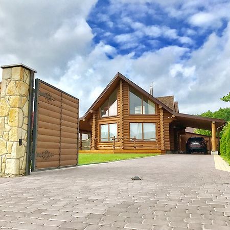 Artinov Villa Винница Экстерьер фото